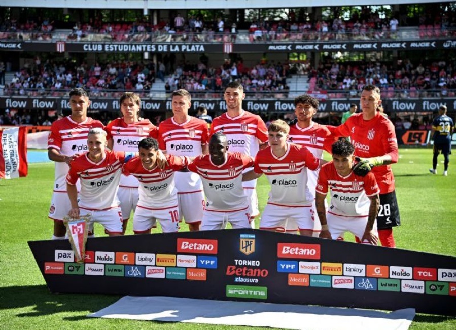 Fútbol y política: Es opositora a Milei, chicaneó a Sturzenegger y estuvo presente este domingo en UNO 