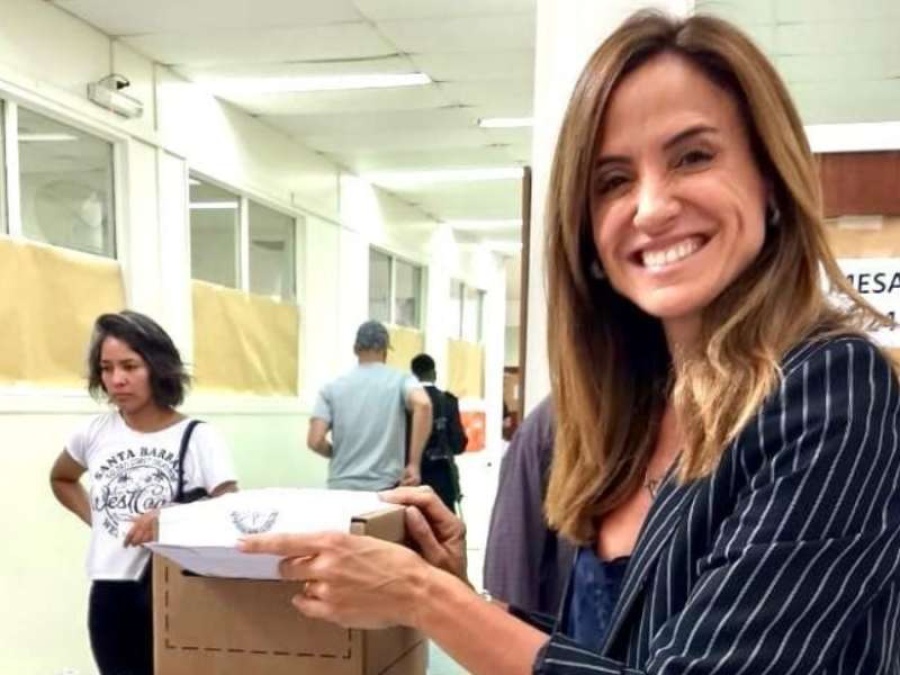 Tolosa Paz: 'Estoy con ansias de ver resurgir a esta fuerza popular en este gran día'