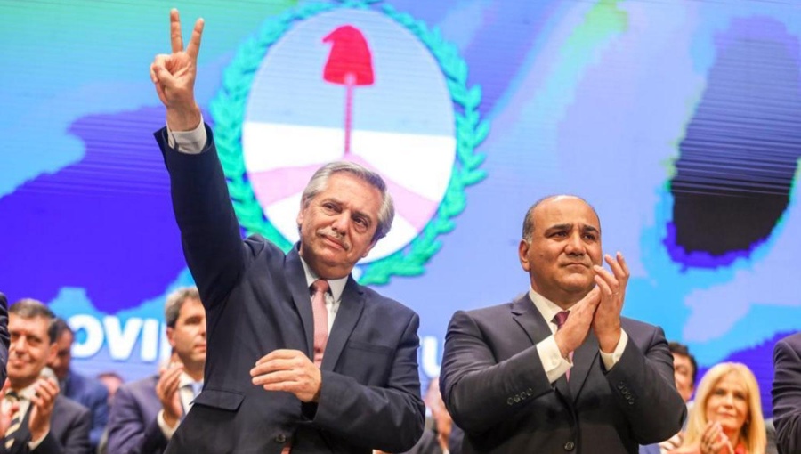 Alberto Fernández: ”Vamos a arremangarnos todos para que nadie más pase hambre”