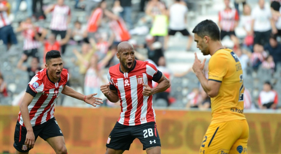 Estudiantes goleó a Central y le sacó 10 puntos en la tabla de los promedios