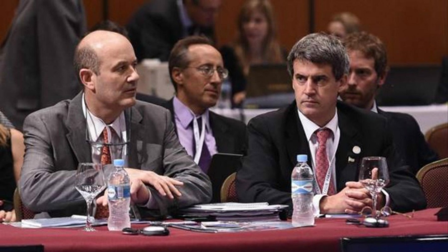 Sin nombrarlo, Sturzenegger responsabilizó a Prat Gay por el fracaso económico