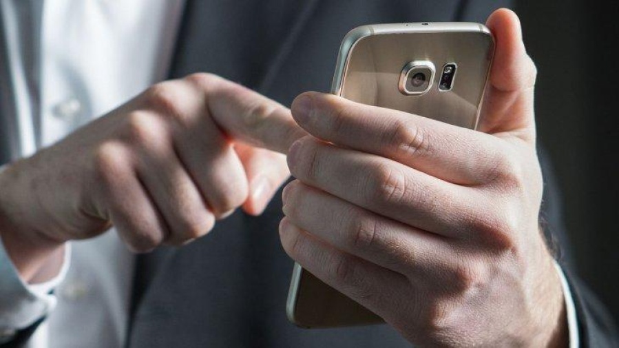 WhatsApp ahora se puede bloquear con la huella dactilar: ¿cómo activarlo?