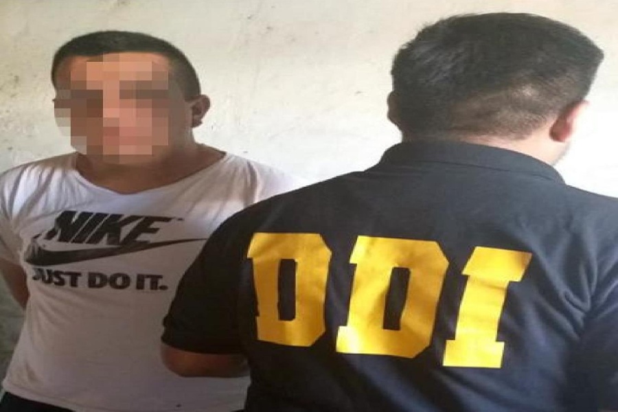  Según el remisero detenido, la embarazada se ”tiró” del vehiculo por una crisis