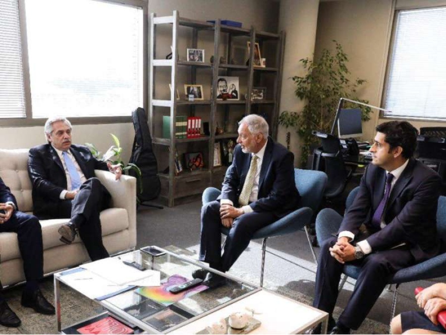 Alberto Fernández se reunió con los movimientos sociales y les aseguró que serán parte de su gobierno