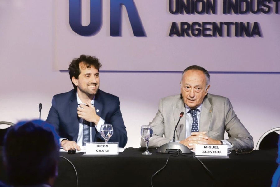 El presidente de la UIA dijo que la discusión de la reforma laboral ”no es fundamental”