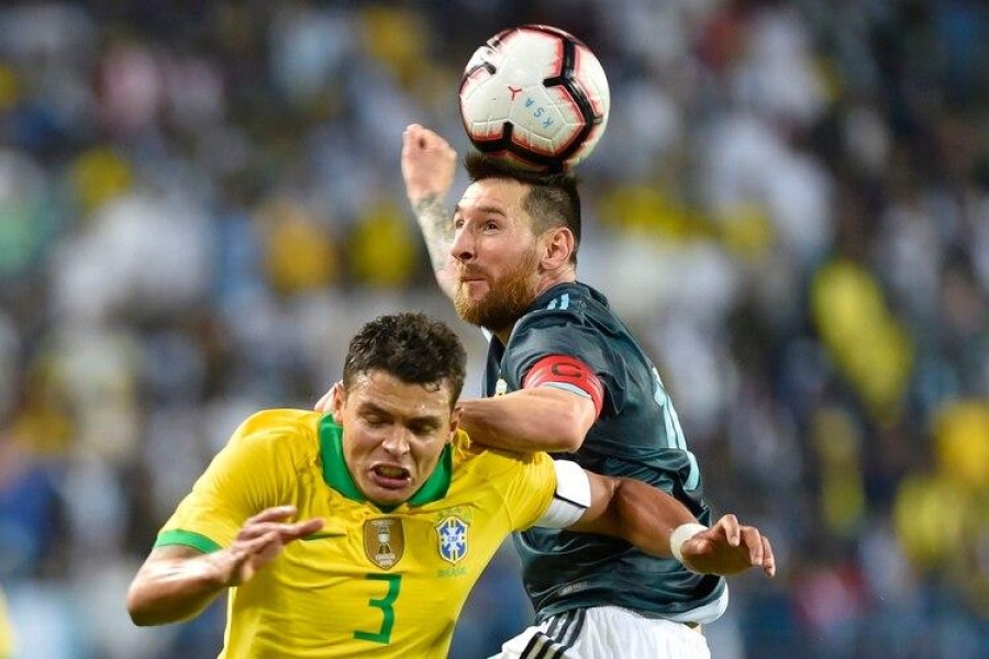 Las explosivas declaraciones de Thiago Silva contra Lionel Messi tras perder el clásico
