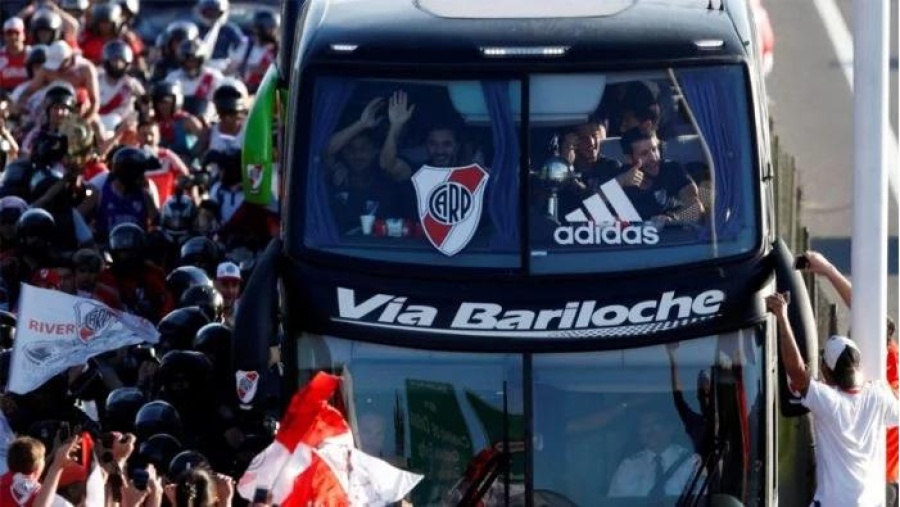 Comenzó la peregrinación a Lima para los hinchas de River