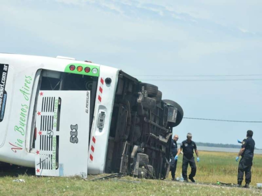 Tragedia de Lezama: liberaron al chofer que manejaba el micro que volcó en la ruta 2