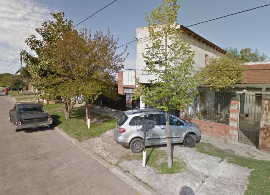 Tensión en Ringuelet: Menores forzaron un portón, se llevaron una bici nueva y la dueña no pudo evitarlo