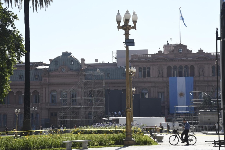 Pantallas gigantes transmitirán la transición presidencial durante toda la jornada 
