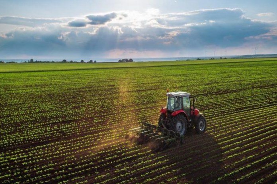 Por decreto, el Gobierno subió las retenciones al campo