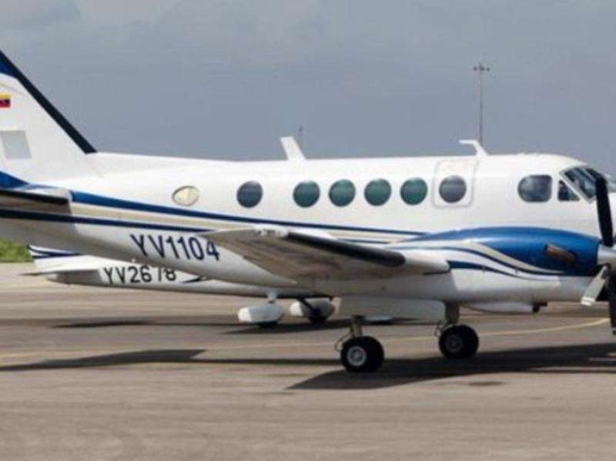 Se estrelló un avión privado cuando llegaba a Caracas con empresarios y modelos a bordo: hay nueve muertos
