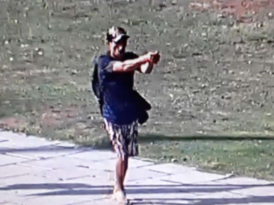 Una fuerte pelea entre trapitos causó pánico en Plaza Moreno