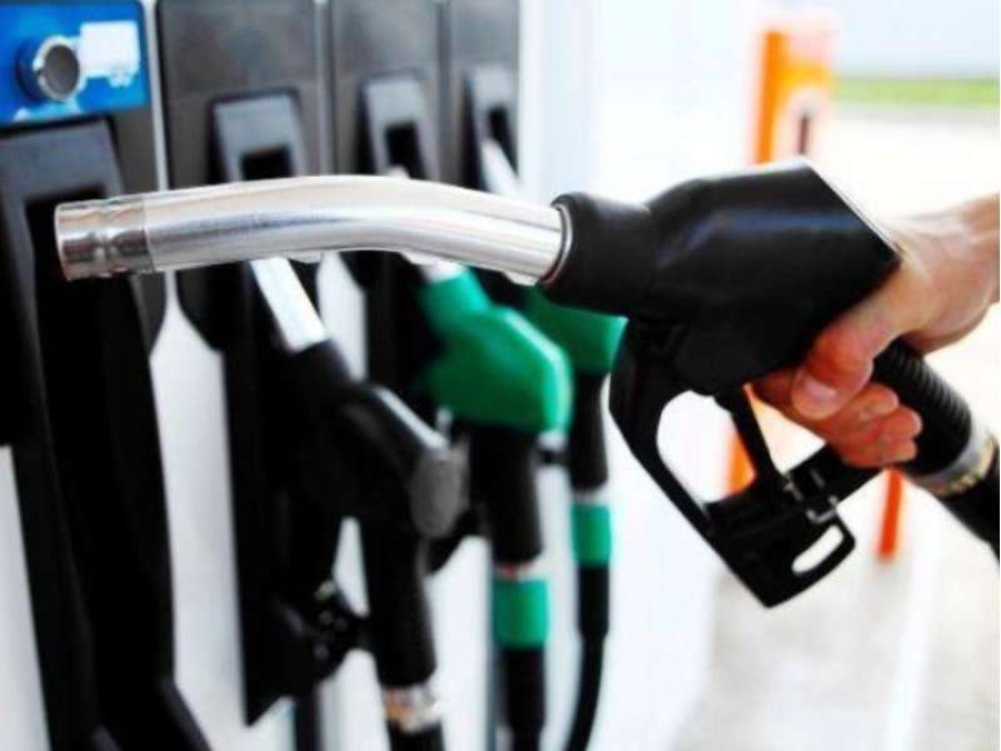 Aumentan las naftas y el GNC en el conurbano bonaerense por suba de tasas municipales