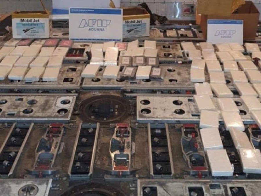 Secuestraron 84 kilos de cocaína en Ezeiza listos para despegar hacia Amsterdam