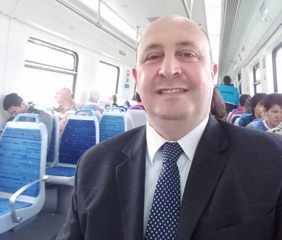 Vecino de City Bell estalló de bronca contra la 273: ”¿Hasta cuándo vamos a ser esclavos de las líneas de colectivos?”