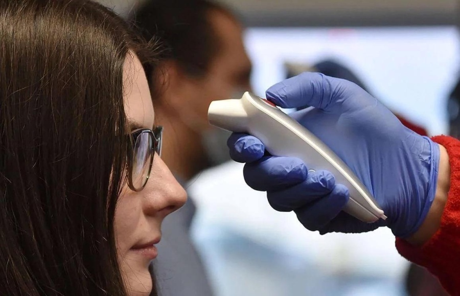 Coronavirus: Alarma en Ezeiza por un pasajero que llegó con fiebre desde EEUU