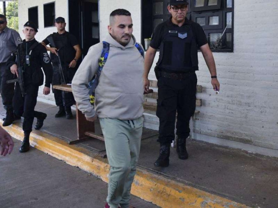 Fabián Tablado no puede acercarse al padre de Carolina Aló