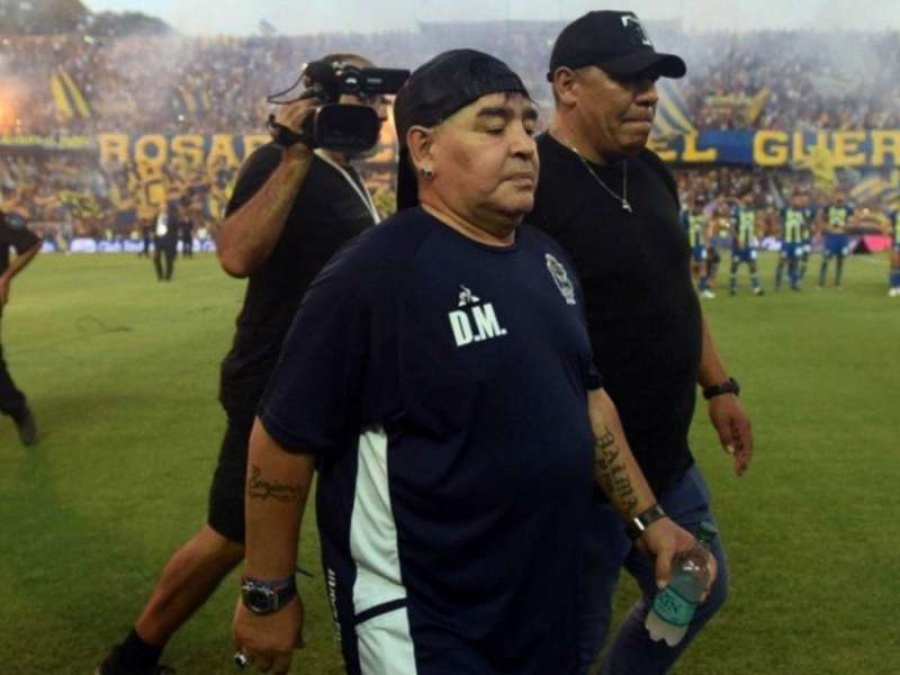 Diego Maradona se encuentra aislado preventivamente por coronavirus