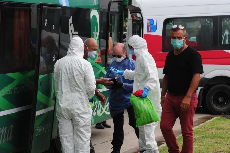 56 personas llegaron a La Plata desde Brasil pero no presentan síntomas de coronavirus