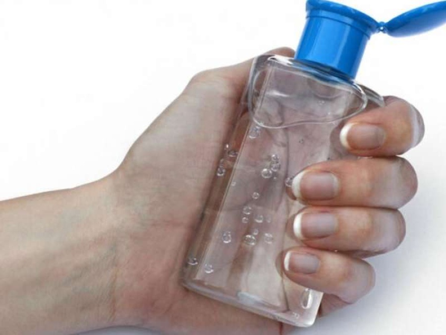 Venta de alcohol en gel: escándalo en La Plata por farmacias que estafan a sus clientes