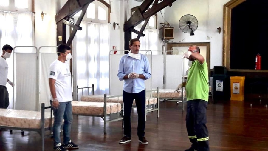 Garro evalúa cerrar todos los comercios de La Plata a las 17 hs