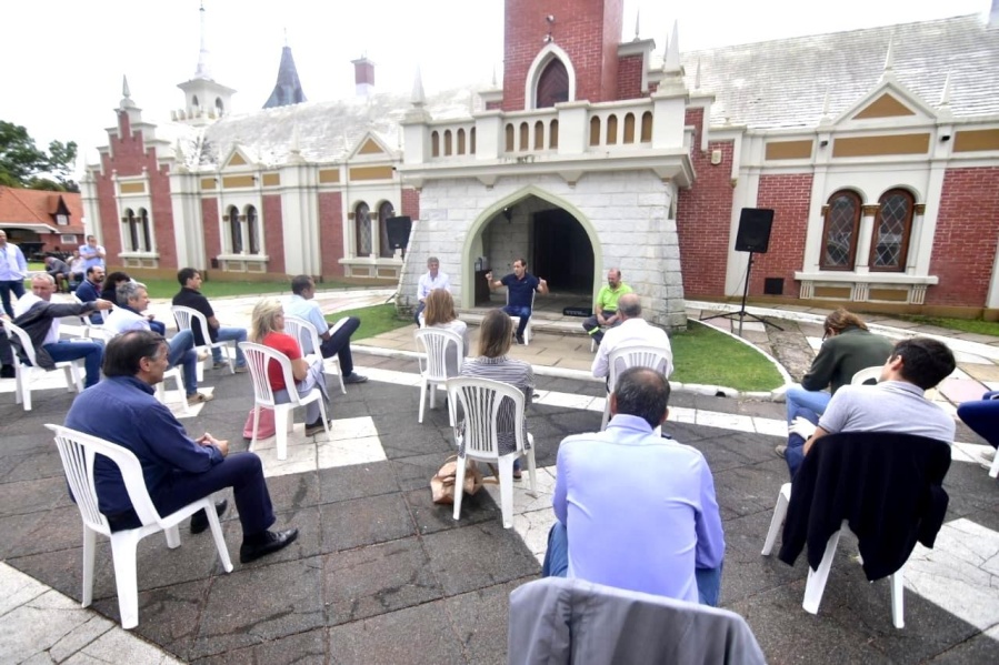 Garro: ”No podemos permitir ningún grado de especulación ante la crisis”