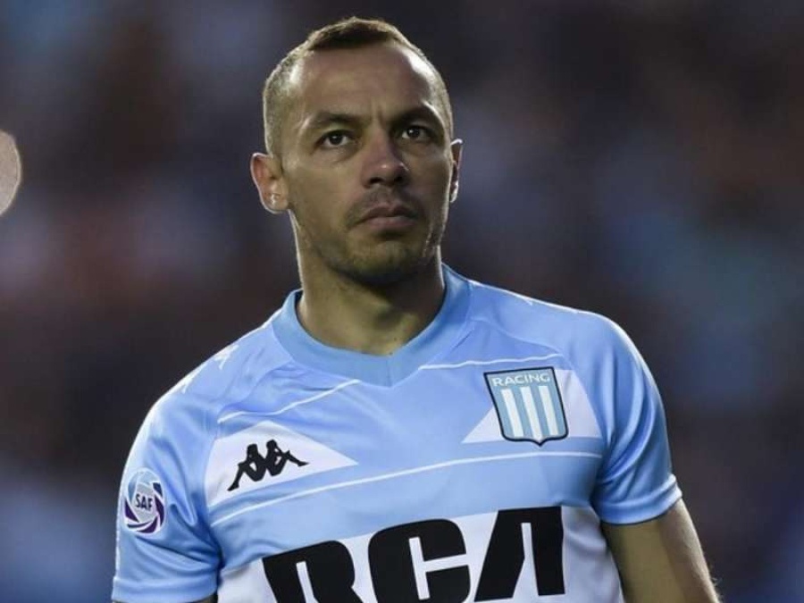 La teoría sobre el coronavirus de un jugador de Racing que se transformó en un fenómeno viral