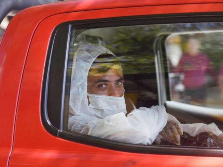 Murió un hombre de 71 años en Moreno por coronavirus: es el abuelo de un joven infectado que fue a una fiesta tras regresar de Estados Unidos