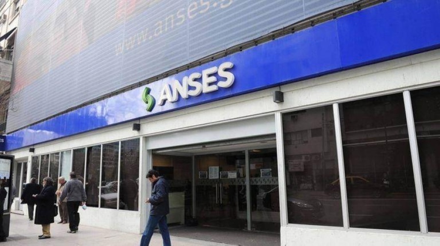 Anses informa desde hoy quiénes podrán cobrar el Ingreso Familiar de Emergencia