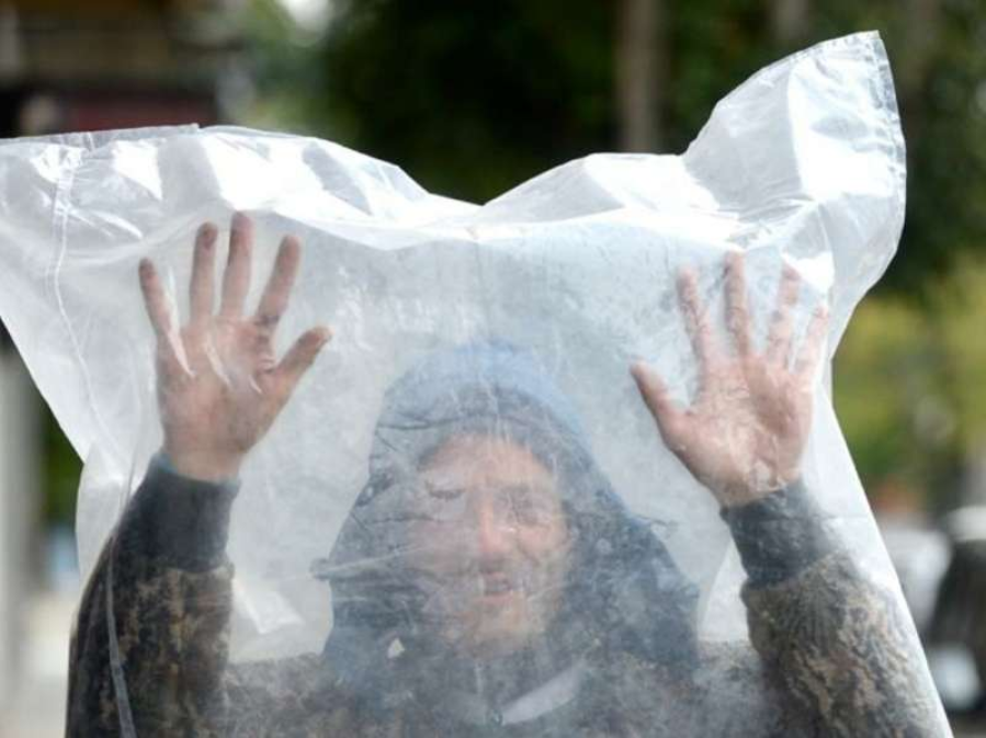 En La Plata vale todo para combatir el coronavirus