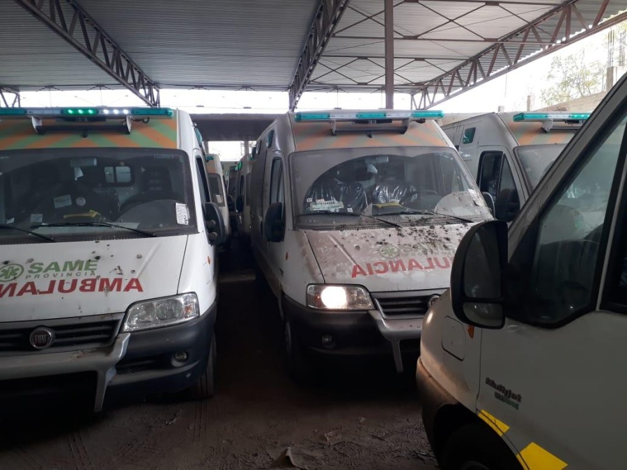 La Provincia utilizará 24 ambulancias que estaban abandonadas en La Plata y Ensenada