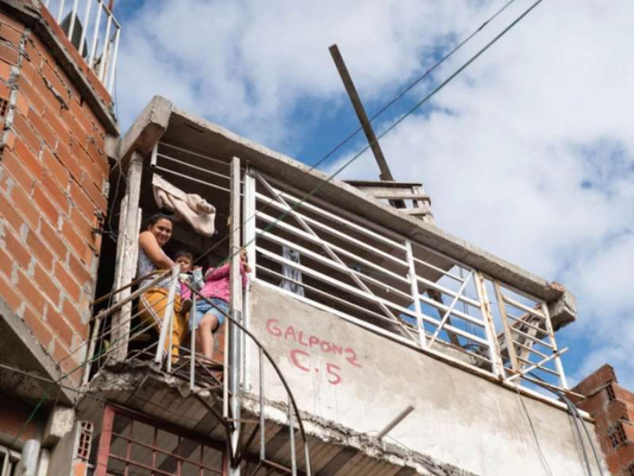 La Villa 31 lleva más de una semana sin agua y se disparan los contagios: ya hay 133 casos positivos y una muerte por coronavirus