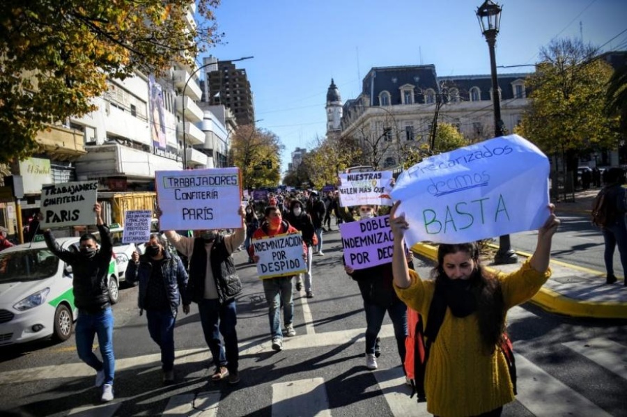 El petitorio completo que los despedidos y ”precarizados” platenses entregaron a Kicillof