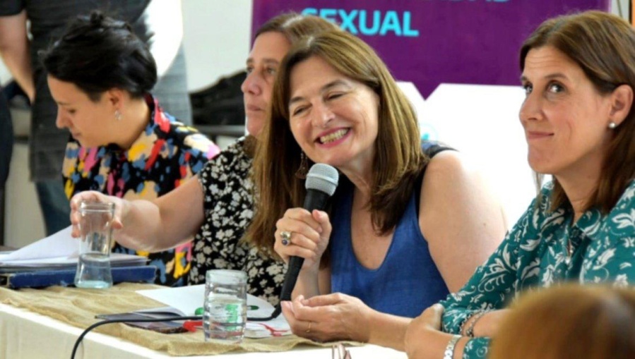 Lanzan campaña de prevención de violencia de género en las escuelas bonaerenses