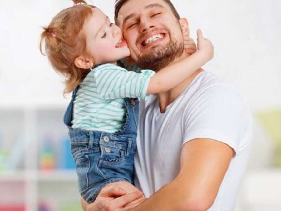 Proponen posponer el día del padre para el mes de julio 