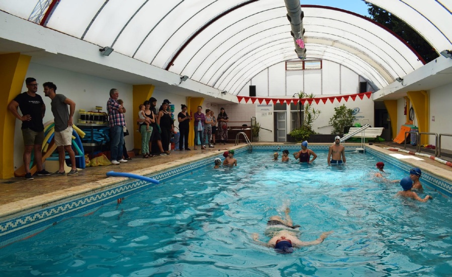 Los natatorios de La Plata podrían quedar eximidos de pagar las tasas municipales