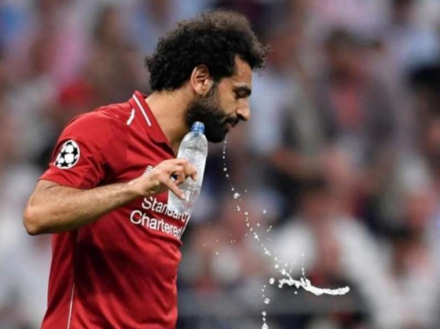 ¿Qué sanción tendrán los futbolistas que escupan dentro de la cancha?