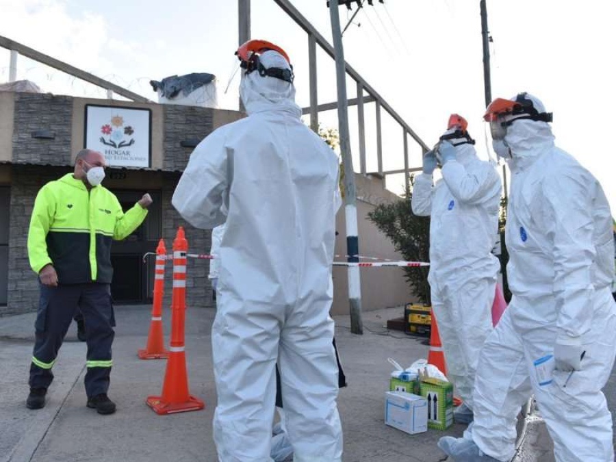 Importante operativo de testeo de coronavirus en un geriátrico platense