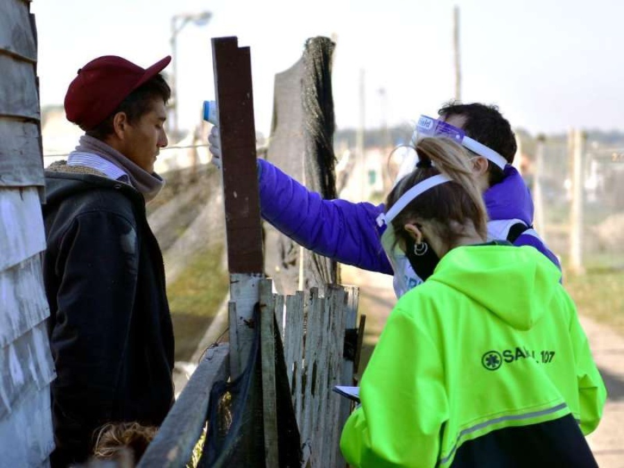 Coronavirus: El municipio platense realizó un operativo sanitario en el Barrio Puente de Fierro