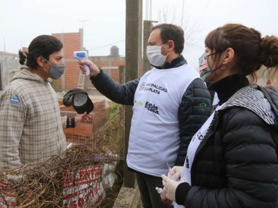En La Plata se sumaron 6 jóvenes, 2 bebés y 2 adultos contagiados por coronavirus