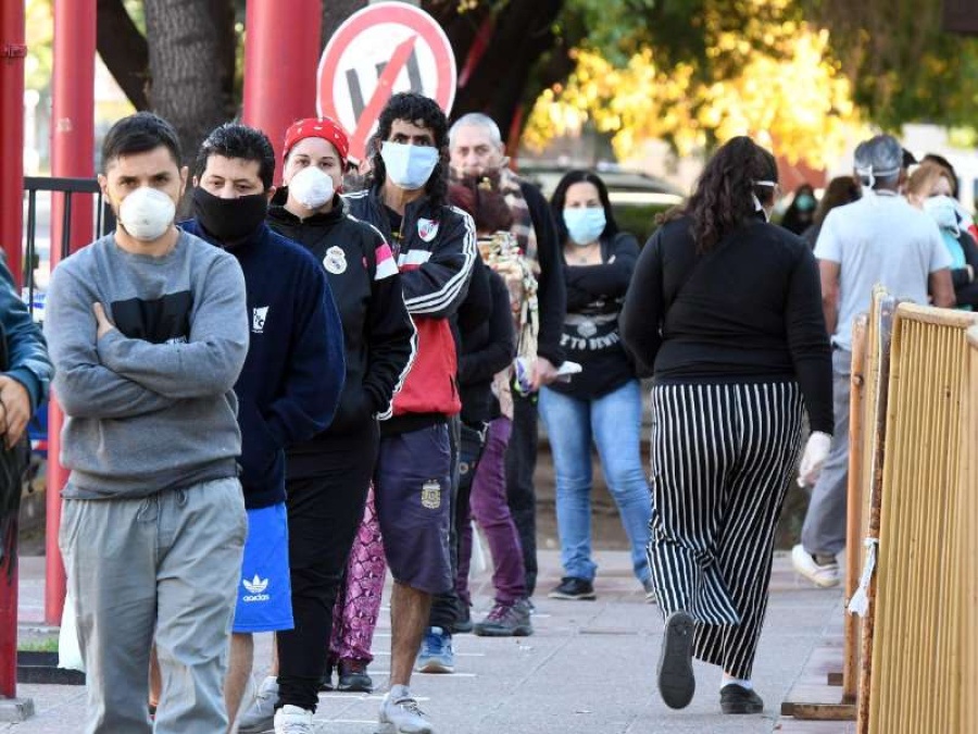 En abril se perdieron 200.000 puestos de trabajo respecto a 2019