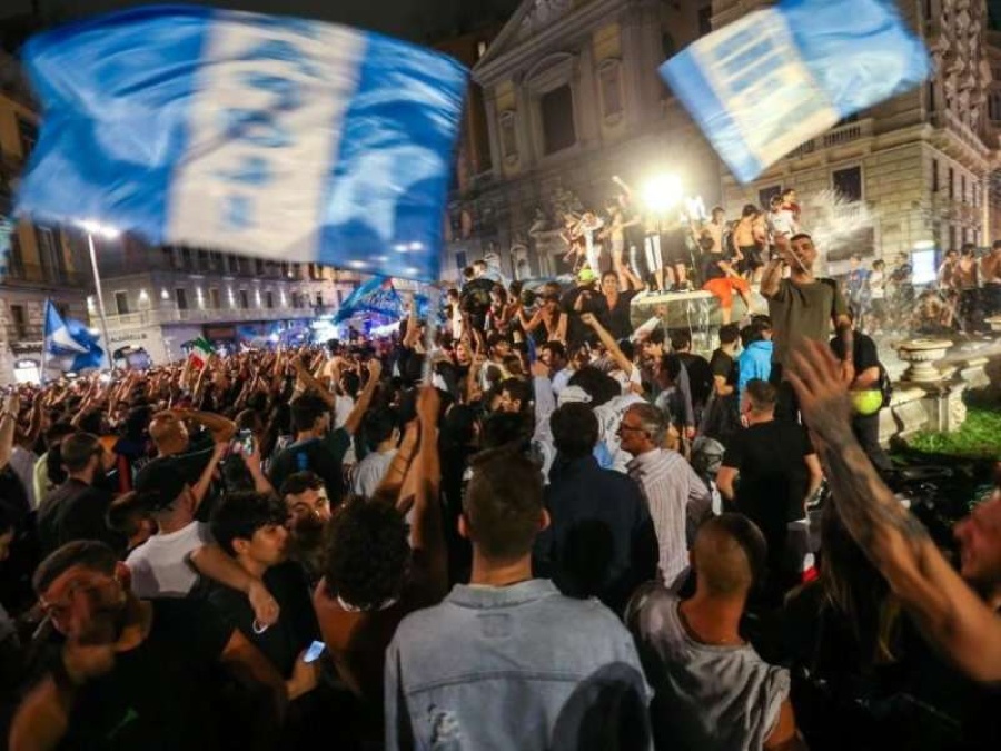 Temor por un rebrote de coronavirus luego de los festejos del Napoli por la obtención de la Copa Italia