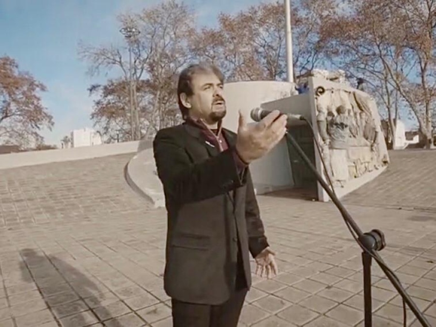 Una particular celebración del Día de la Bandera en La Plata