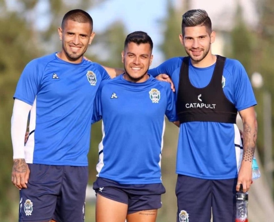 Pérez García no da señales y se aleja de Gimnasia