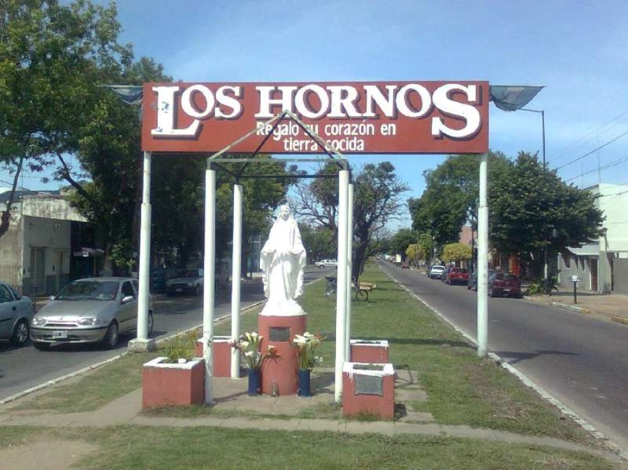 Buscan donaciones para una familia necesitada de Los Hornos