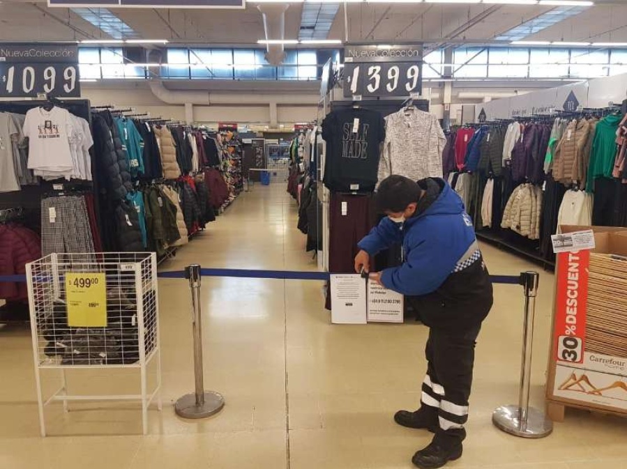 Hasta el 17 de julio los hipermercados de La Plata sólo venderán artículos esenciales