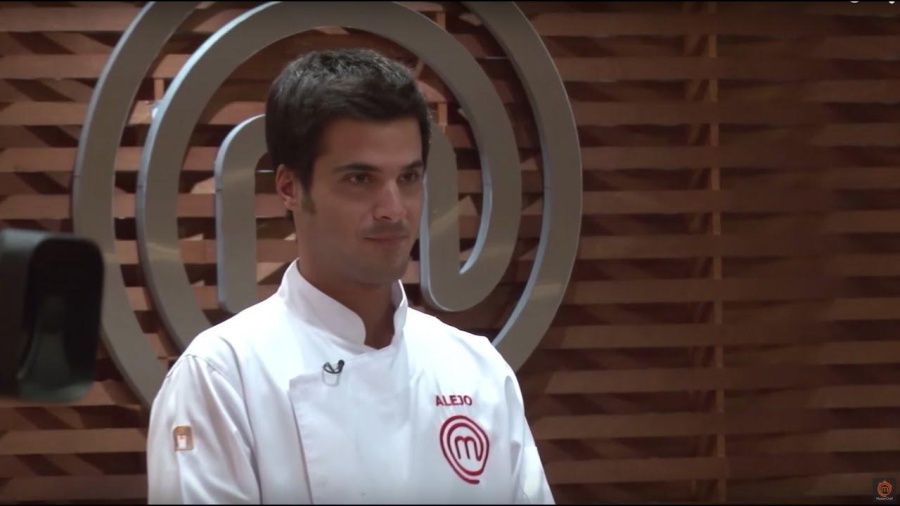 Alejo, ganador de ”Masterchef”, polémico con Samanta de ”Bake Off”: ”Estudió en una escuela muy mala”
