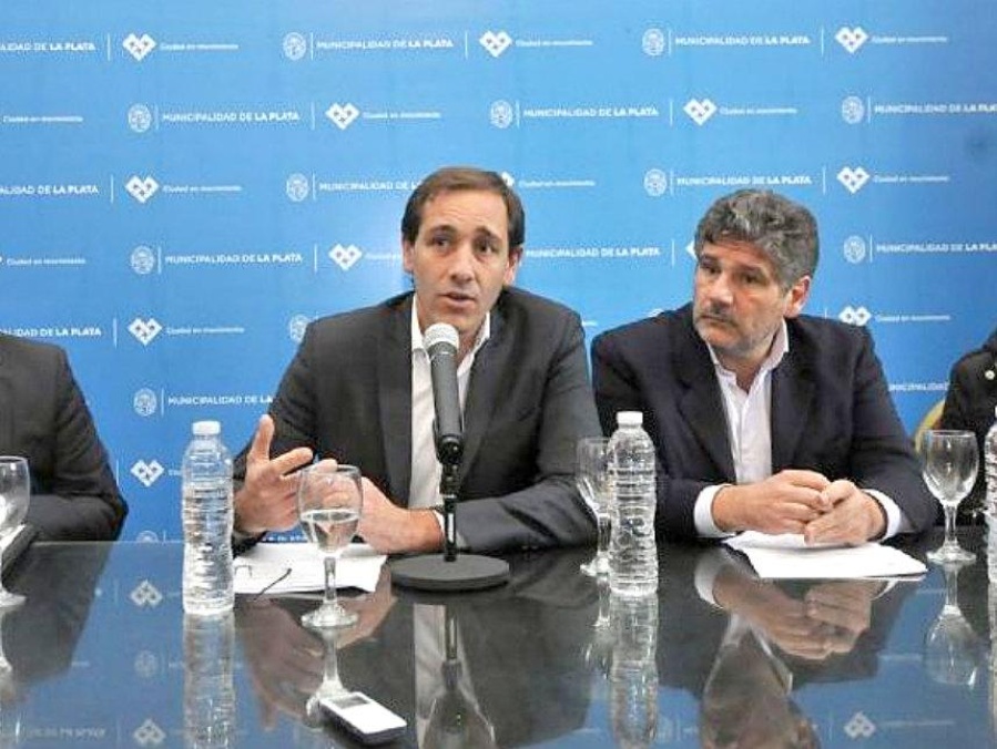 Garro da un paso histórico en la Municipalidad de La Plata: llegan los expedientes digitales