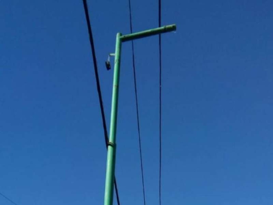 En Tolosa se roban hasta las luminarias y crece la preocupación en los vecinos